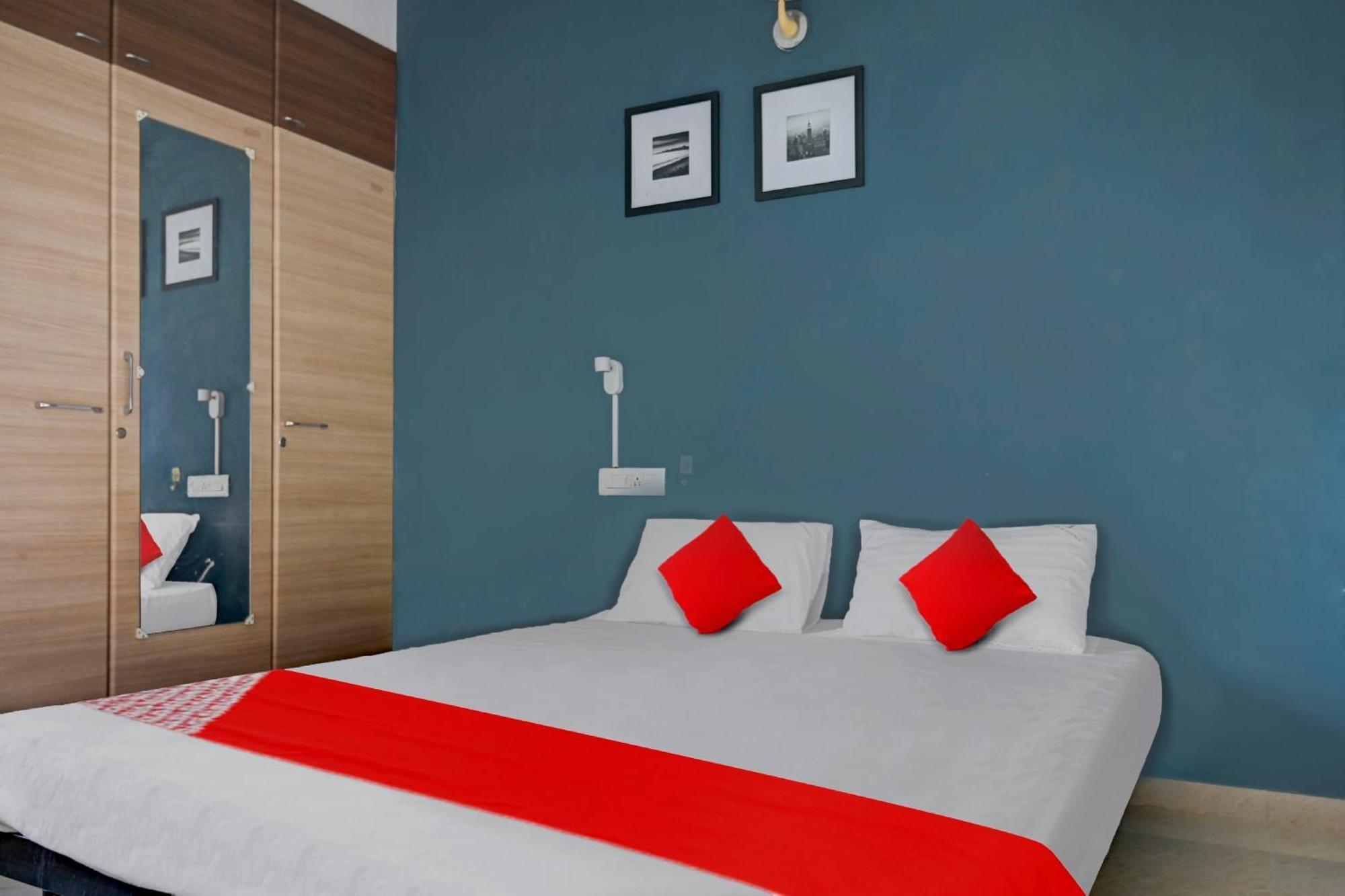Live As Chn727 Hotel Gūduvāncheri Екстериор снимка